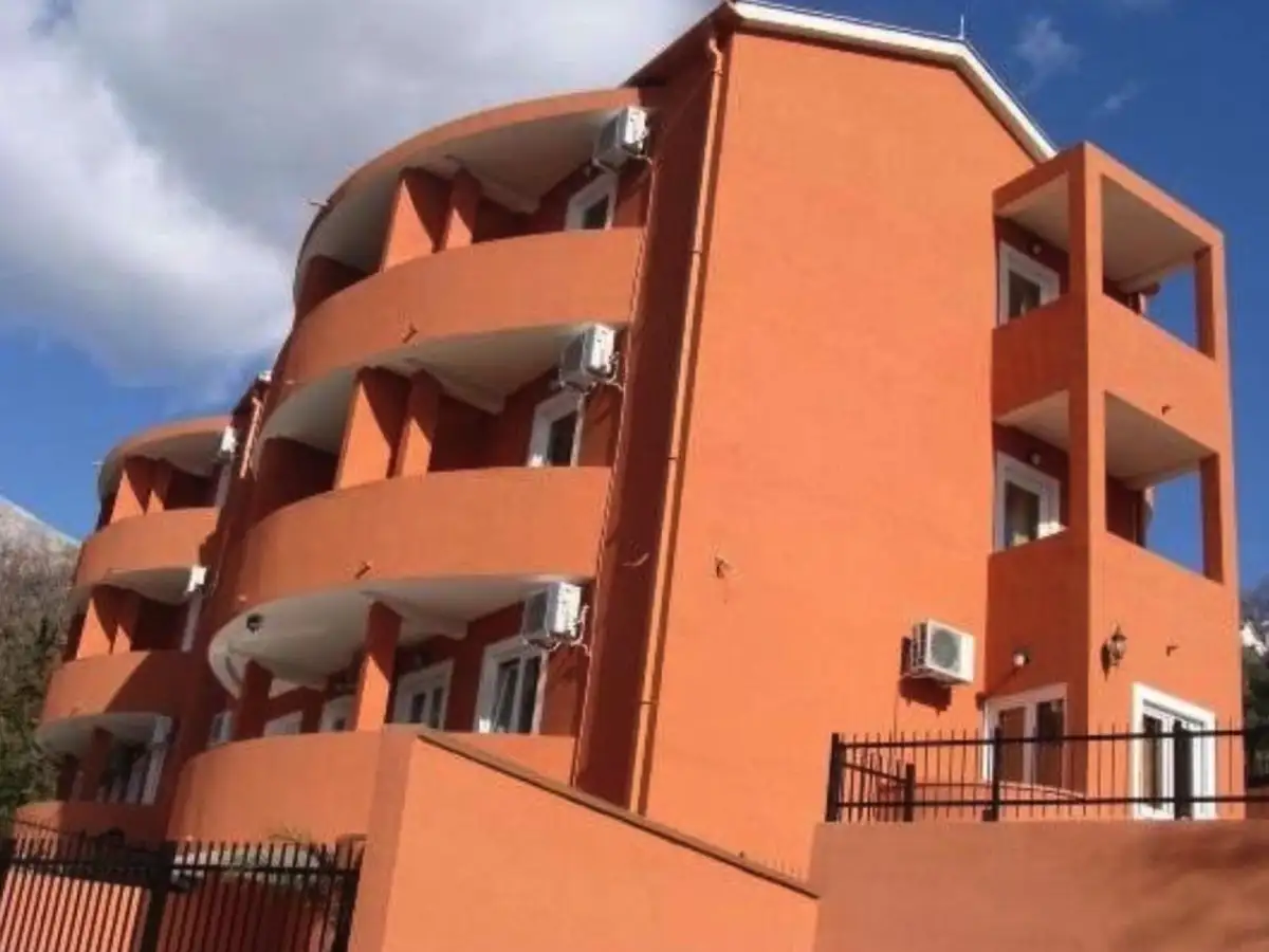 Hotels 385m² in Montenegro, Kamenovo. Priced at 727000€ rent photo-3