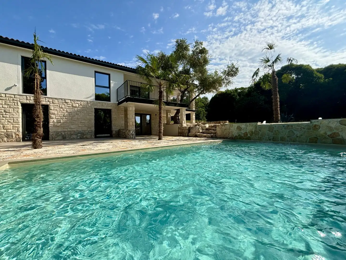 Villa 372m² in Croatia, Umag. Priced at 1490000€ rent photo-3
