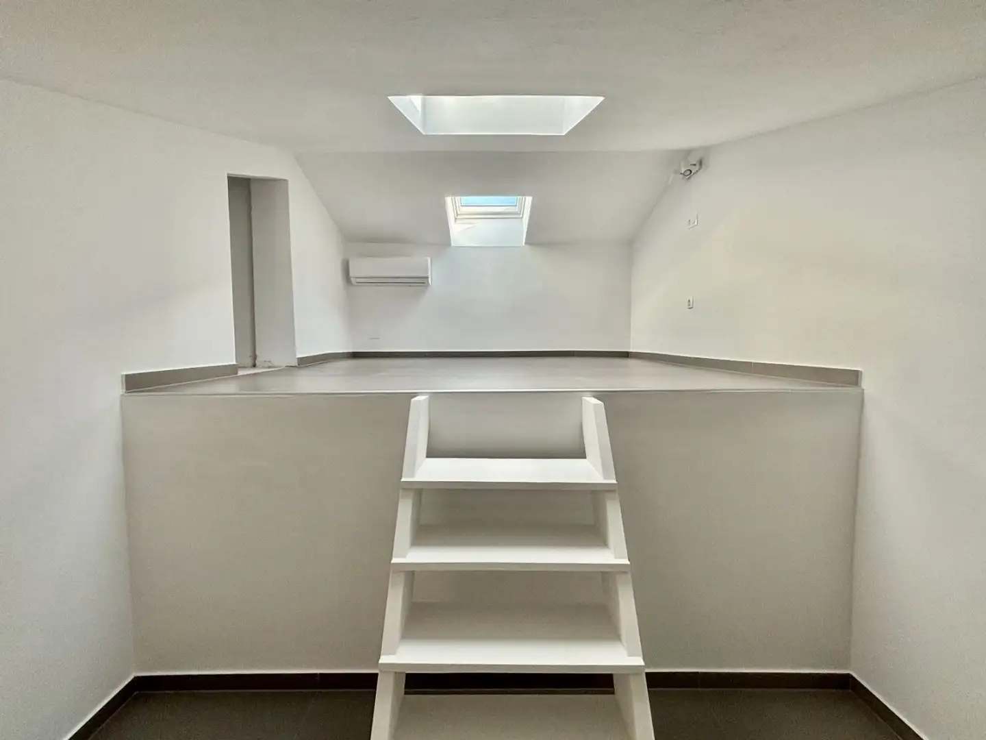 Villa 372m² in Croatia, Umag. Priced at 1490000€ rent photo-17