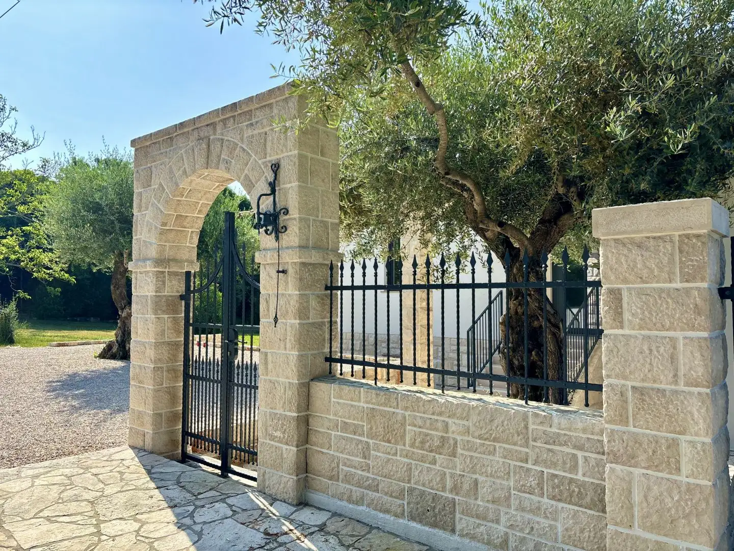 Villa 372m² in Croatia, Umag. Priced at 1490000€ rent photo-25