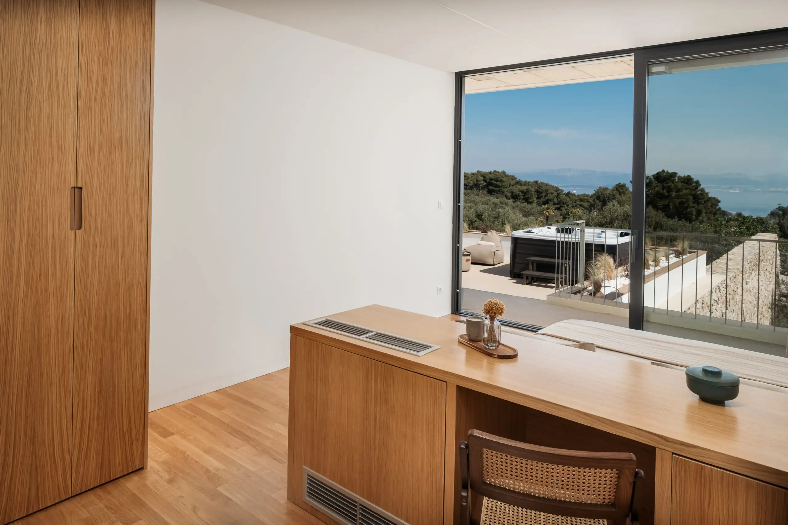 House 320m² in Croatia, Solta. Priced at 2000000€ rent photo-20