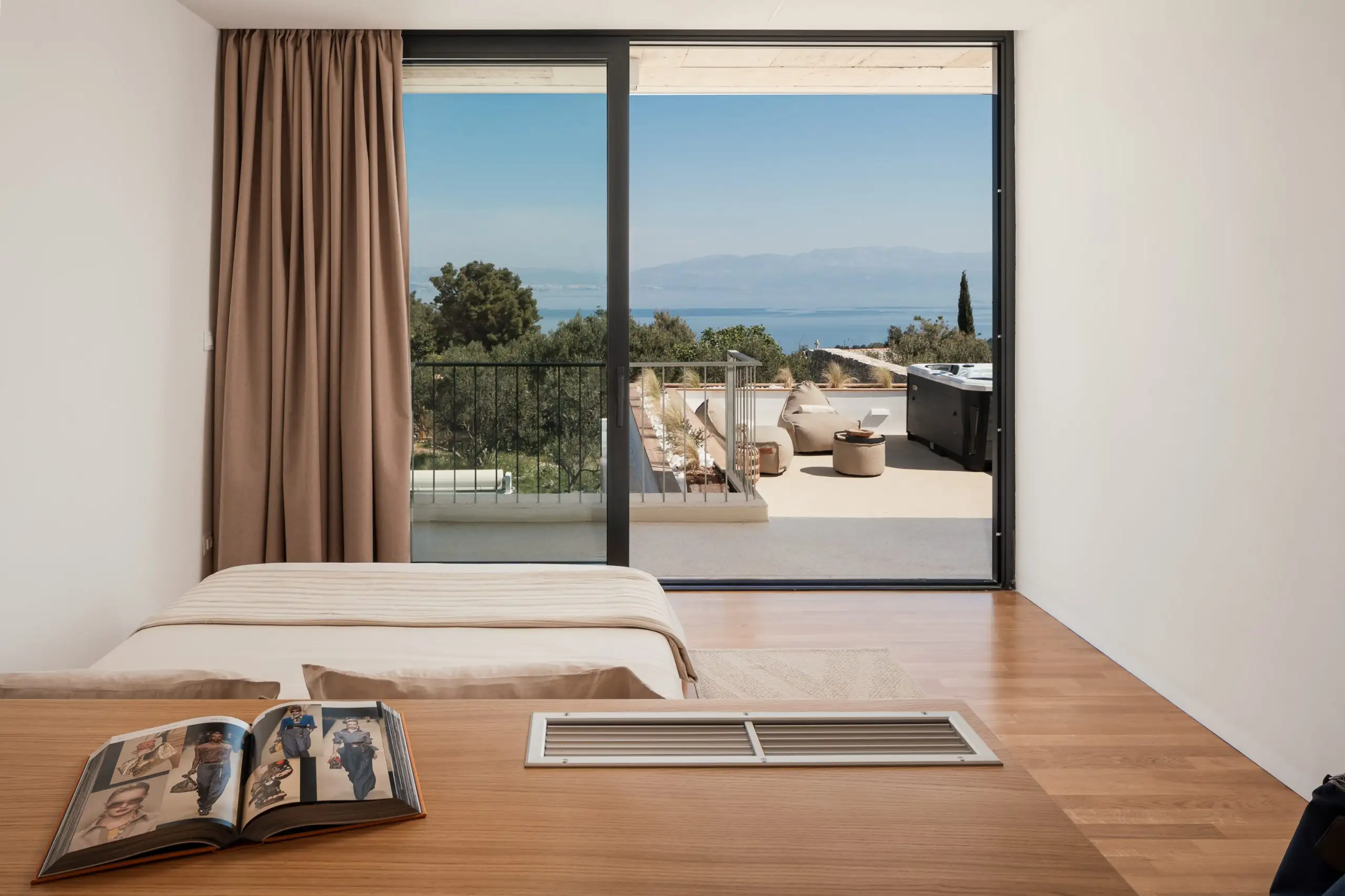 House 320m² in Croatia, Solta. Priced at 2000000€ rent photo-21