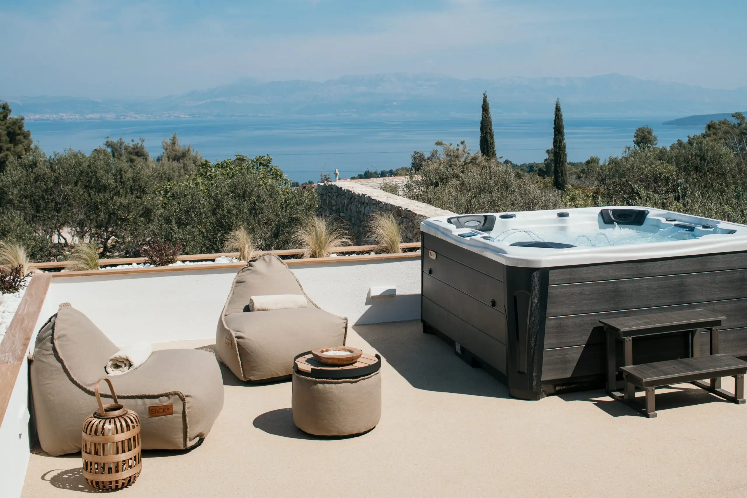 House 320m² in Croatia, Solta. Priced at 2000000€ rent photo-28