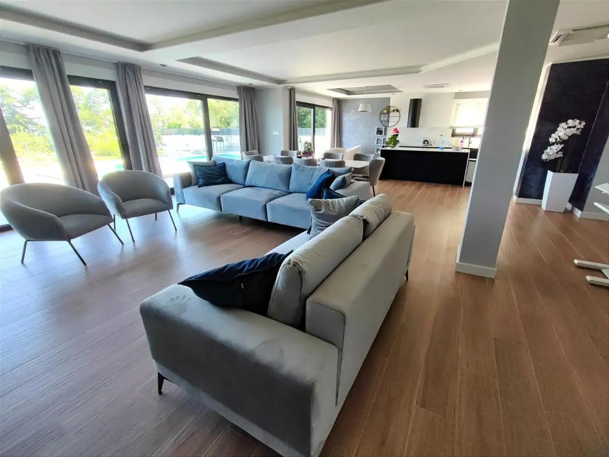 House 400m² in Croatia, Opatija. Priced at 1800000€ rent photo-26