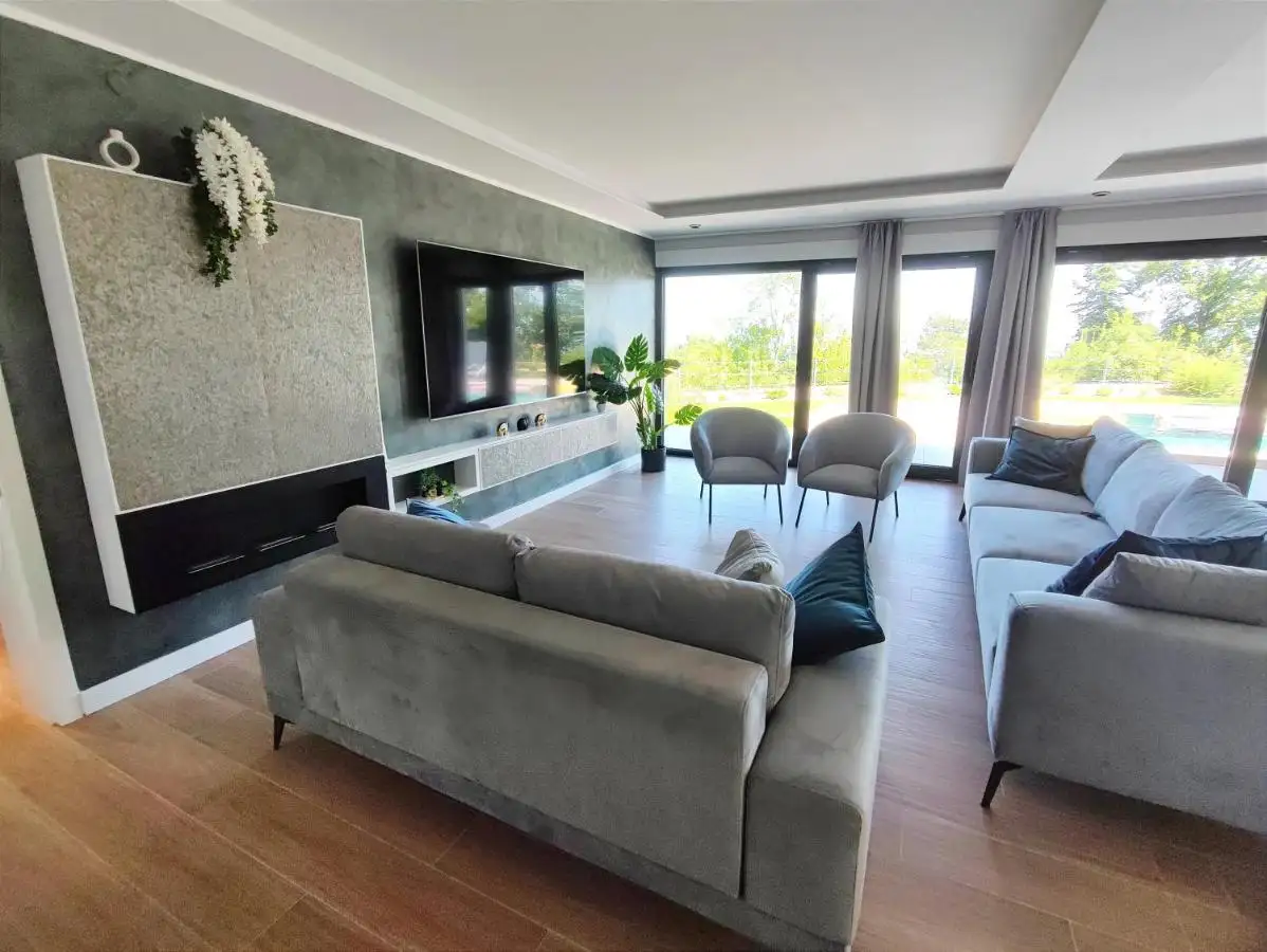 House 400m² in Croatia, Opatija. Priced at 1800000€ rent photo-27