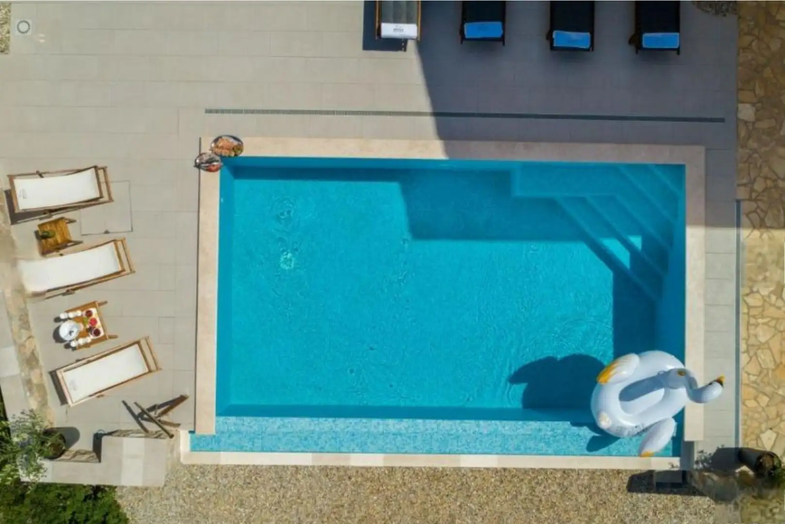 Hotels 365m² in Croatia, Klimno. Priced at 1650000€ rent photo-3