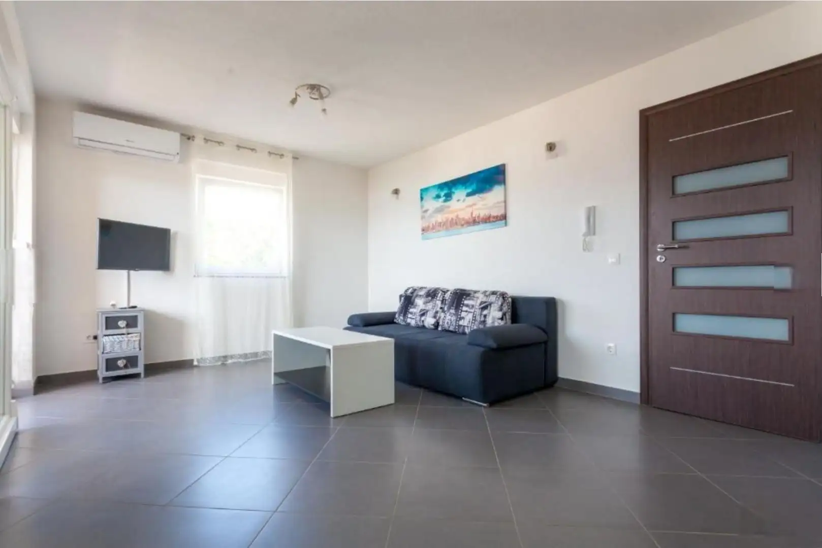 Hotels 365m² in Croatia, Klimno. Priced at 1650000€ rent photo-18
