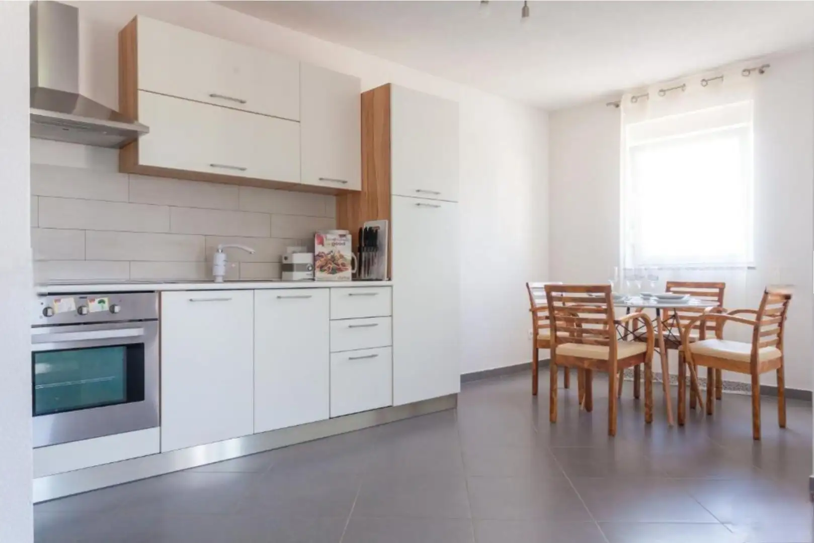 Hotels 365m² in Croatia, Klimno. Priced at 1650000€ rent photo-20