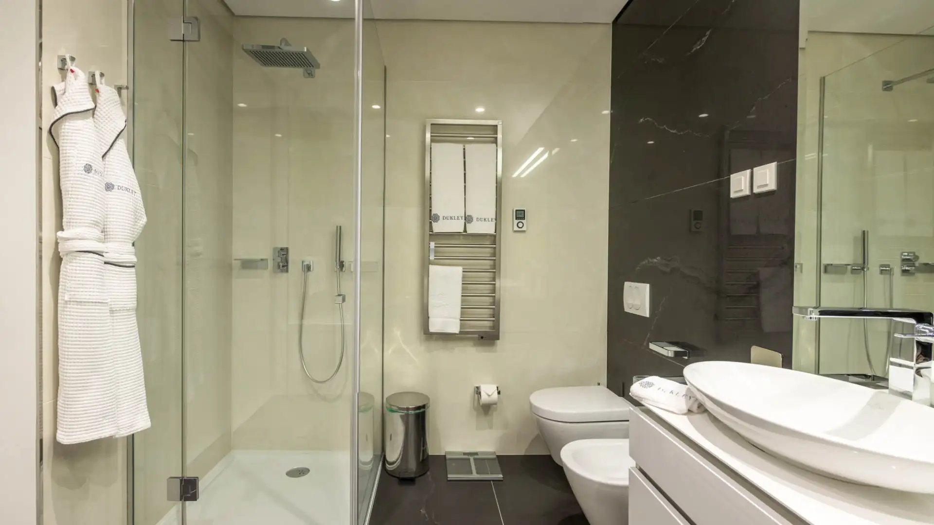 Flat 95m² in Montenegro, Budva. Priced at 1020000€ rent photo-7