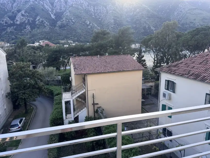 Flat 129m² in Montenegro, Dobrota. Priced at 449900€ rent photo-30