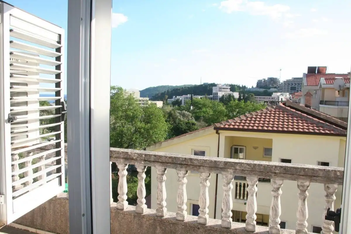 Flat 63m² in Montenegro, Becici. Priced at 120000€ rent photo-9