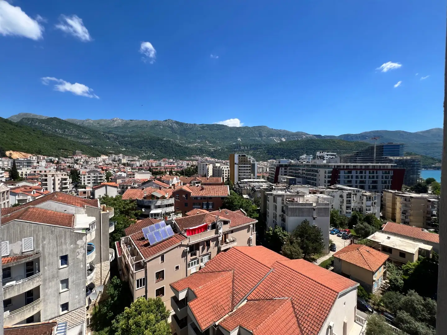Flat 640m² in Montenegro, Budva. Priced at 1050000€ rent photo-3