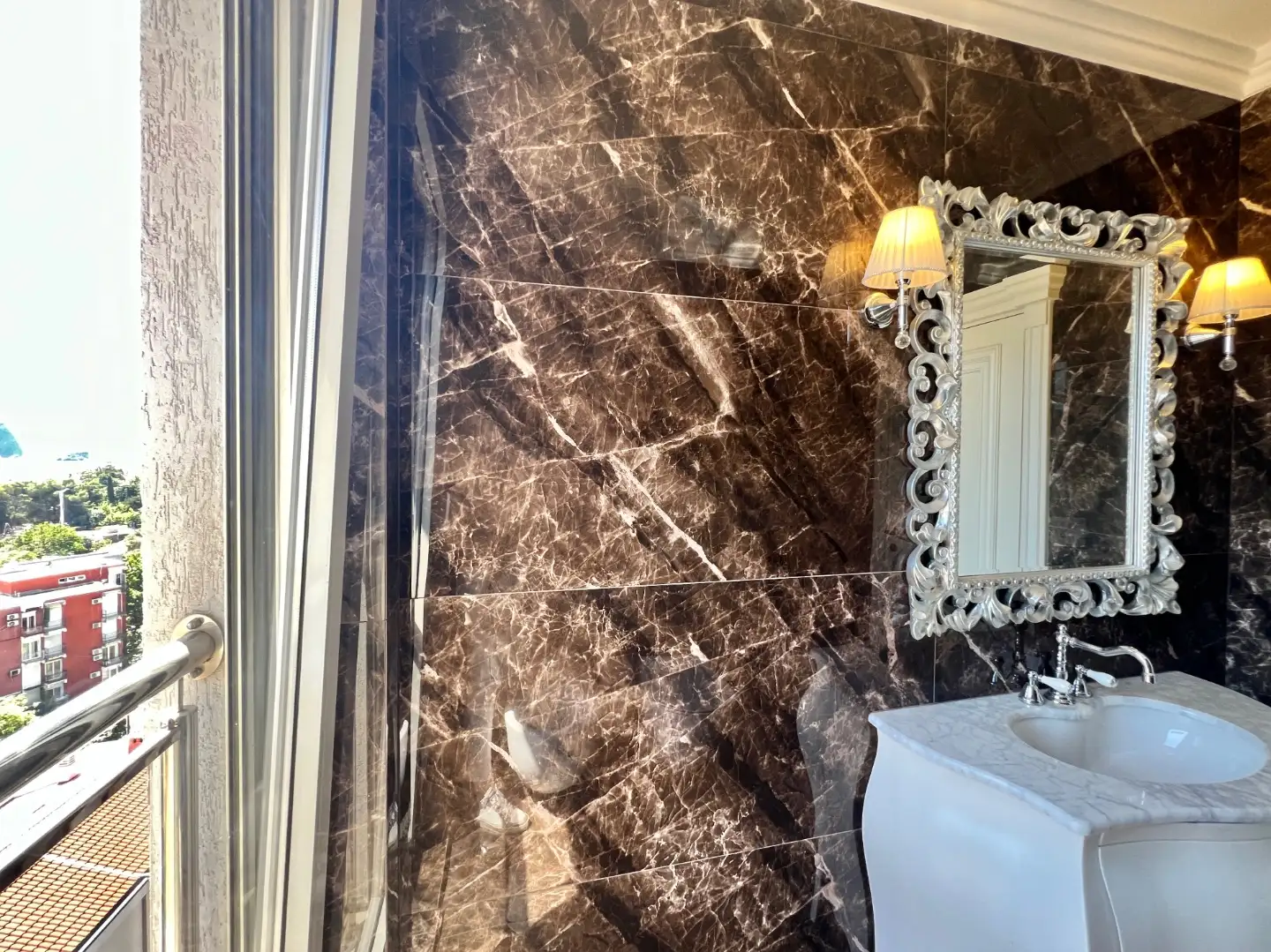 Flat 640m² in Montenegro, Budva. Priced at 1050000€ rent photo-16