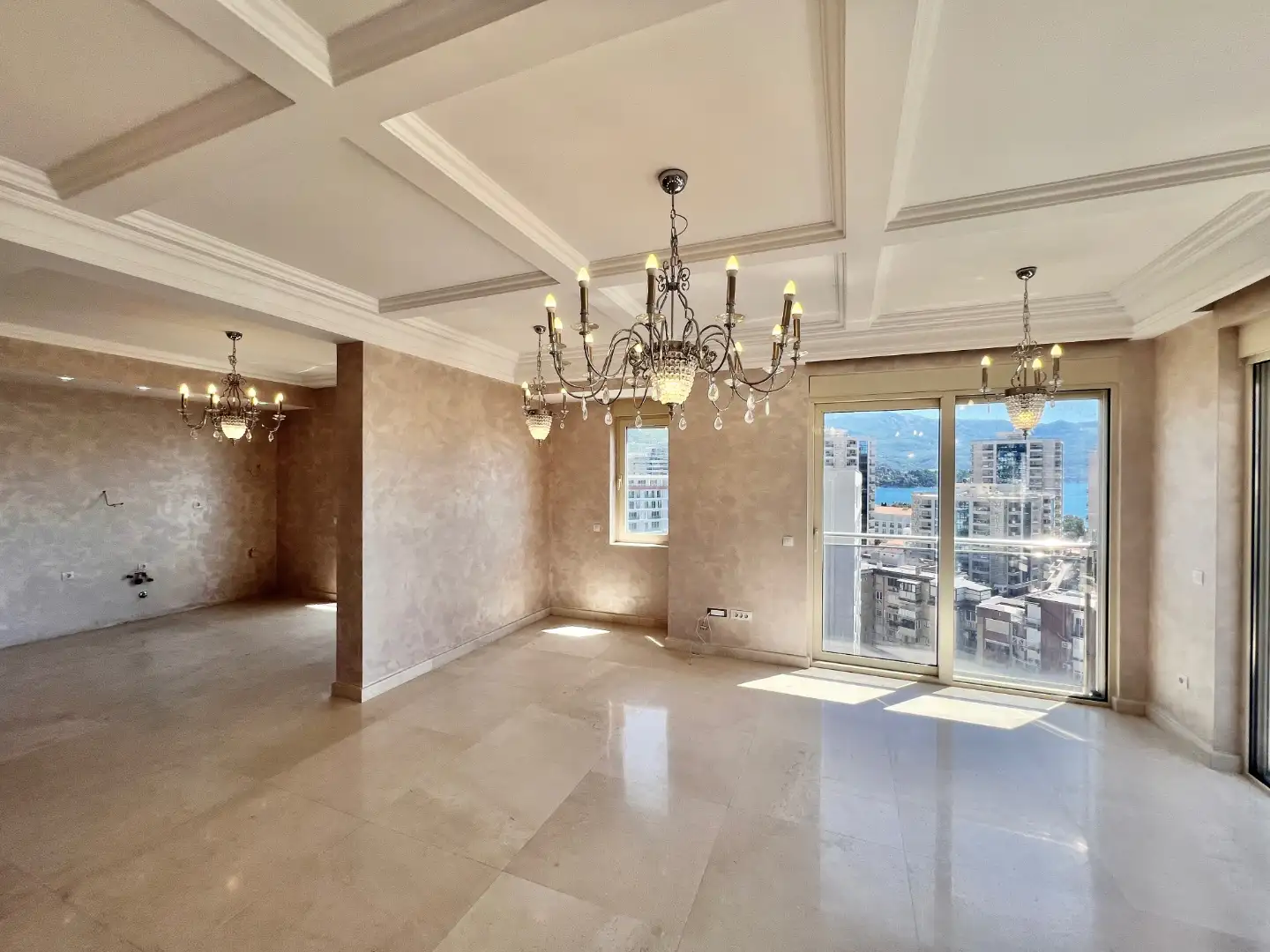 Flat 640m² in Montenegro, Budva. Priced at 1050000€ rent photo-39