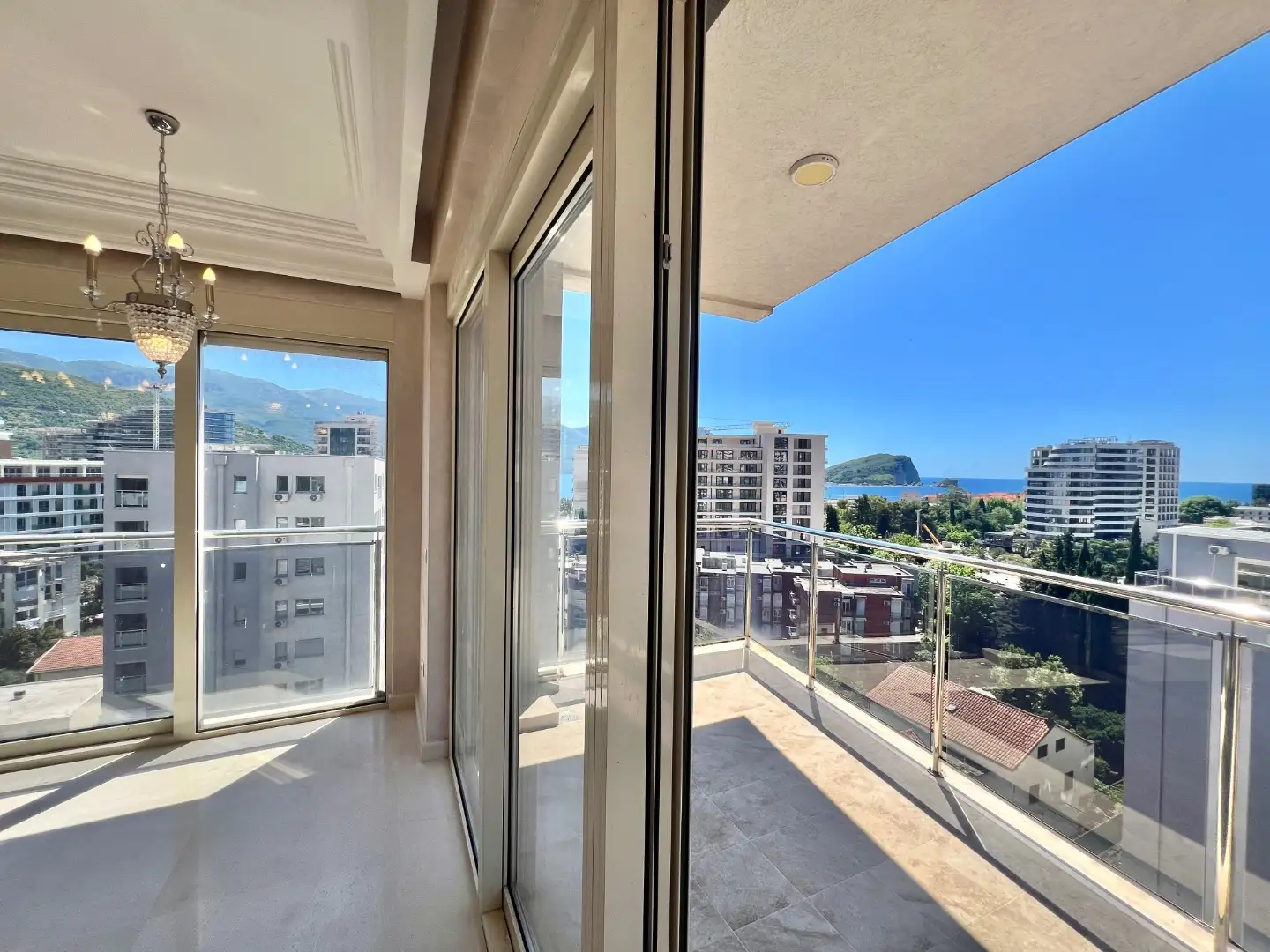 Flat 640m² in Montenegro, Budva. Priced at 1050000€ rent photo-42