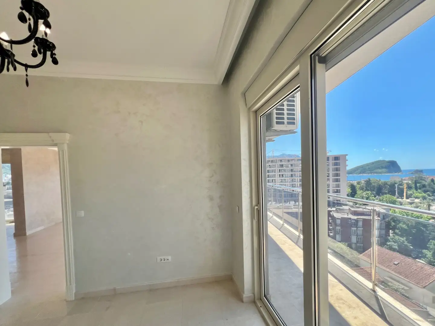 Flat 640m² in Montenegro, Budva. Priced at 1050000€ rent photo-44