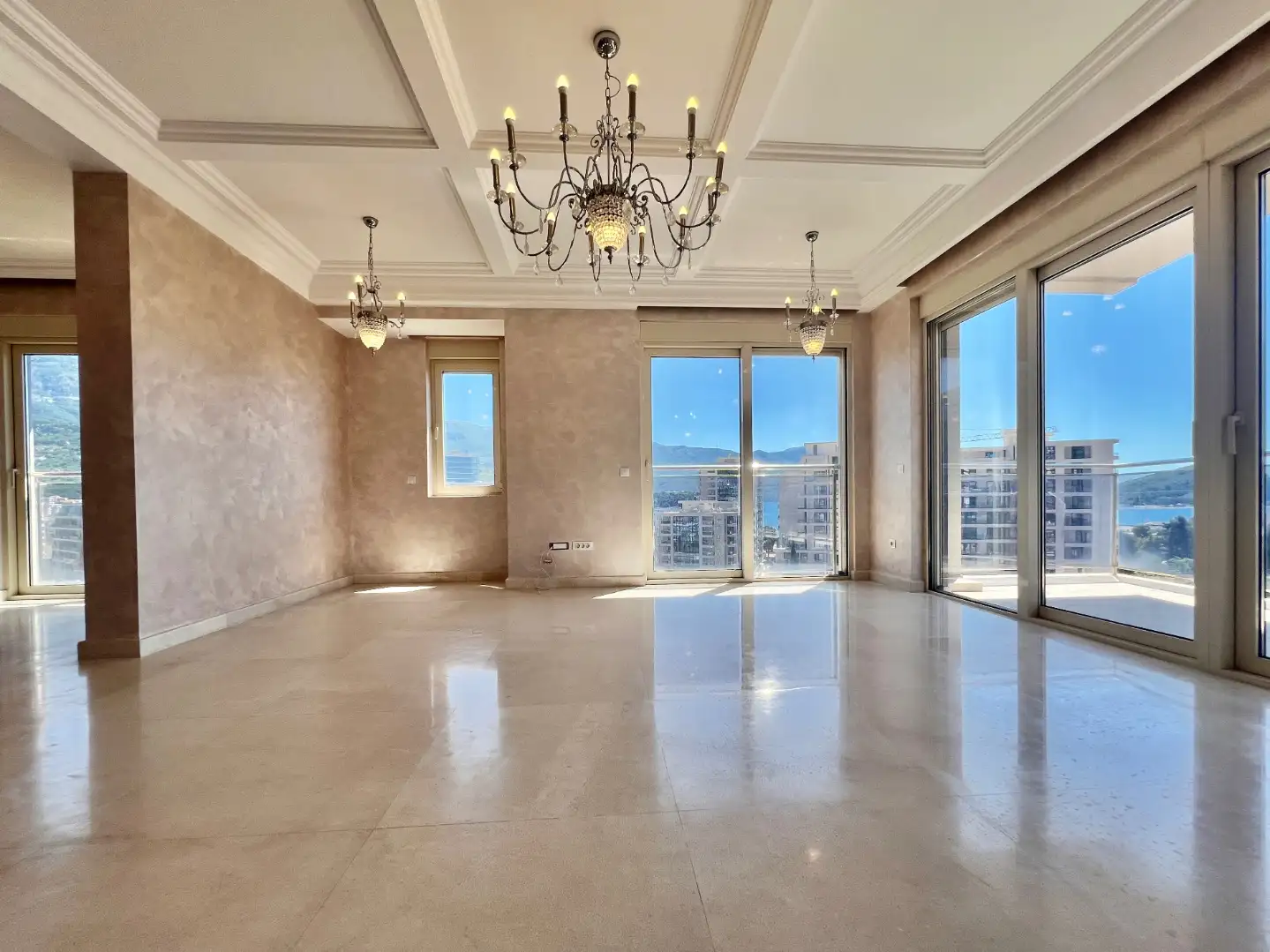 Flat 640m² in Montenegro, Budva. Priced at 1050000€ rent photo-46