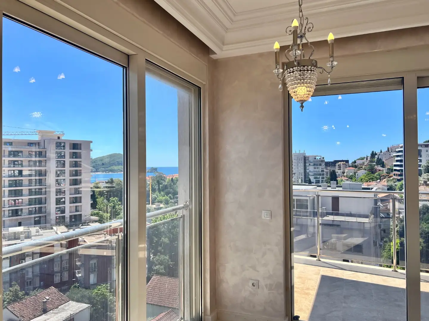 Flat 640m² in Montenegro, Budva. Priced at 1050000€ rent photo-50