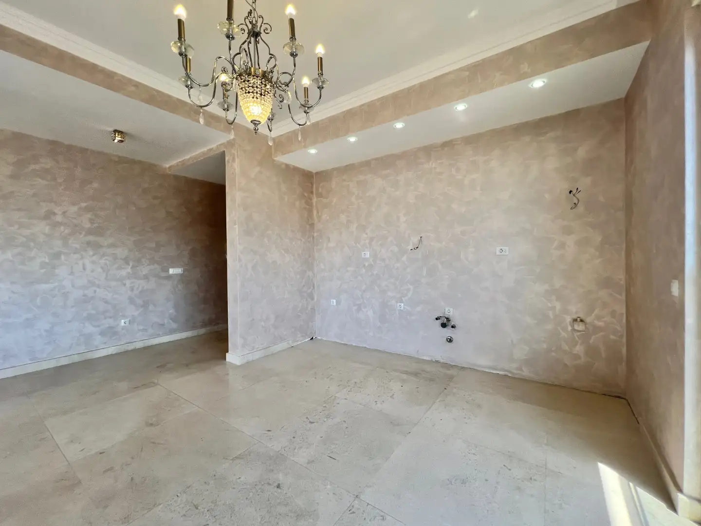 Flat 640m² in Montenegro, Budva. Priced at 1050000€ rent photo-54