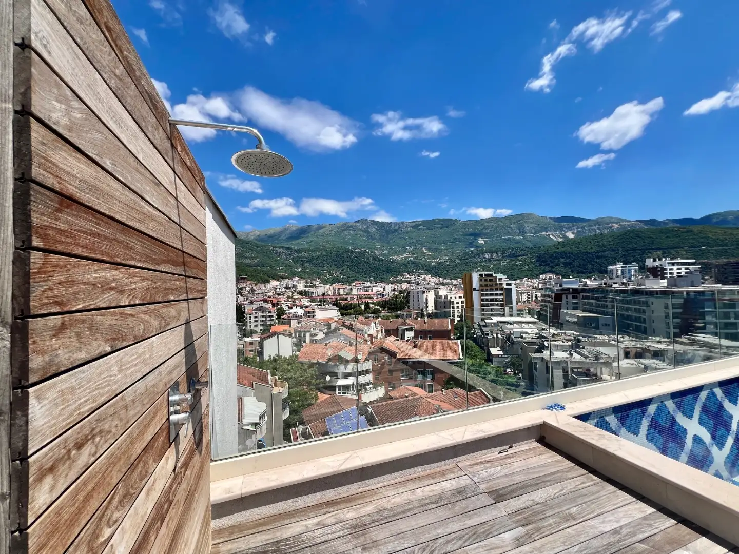 Flat 640m² in Montenegro, Budva. Priced at 1050000€ rent photo-64