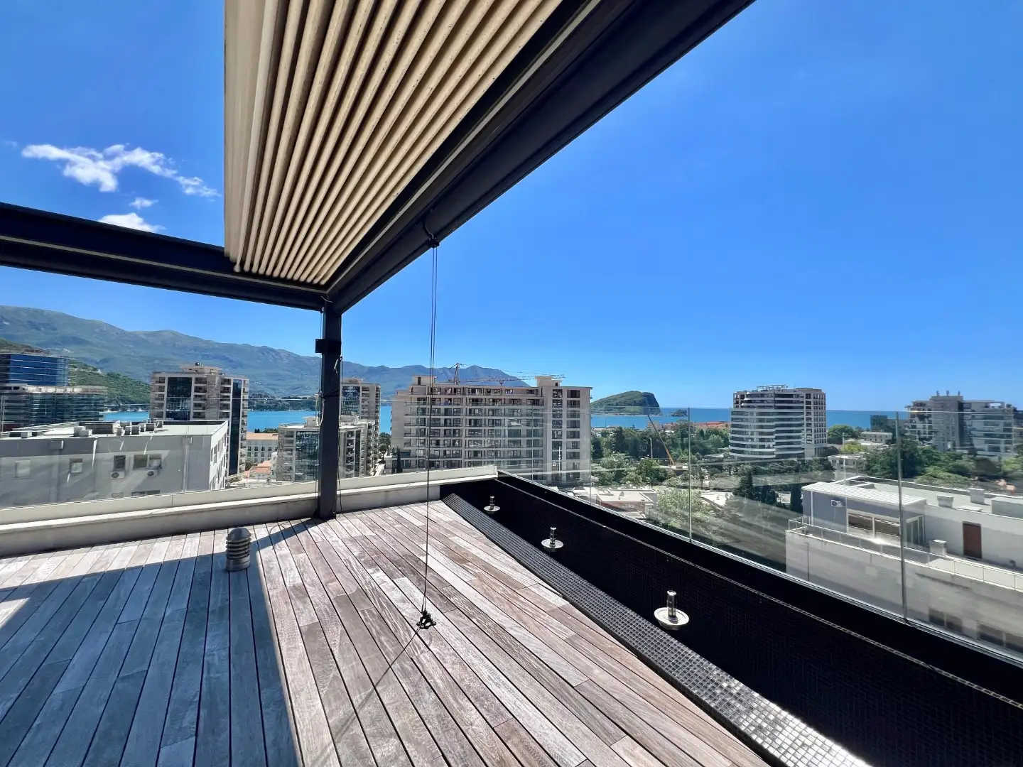 Flat 640m² in Montenegro, Budva. Priced at 1050000€ rent photo-67
