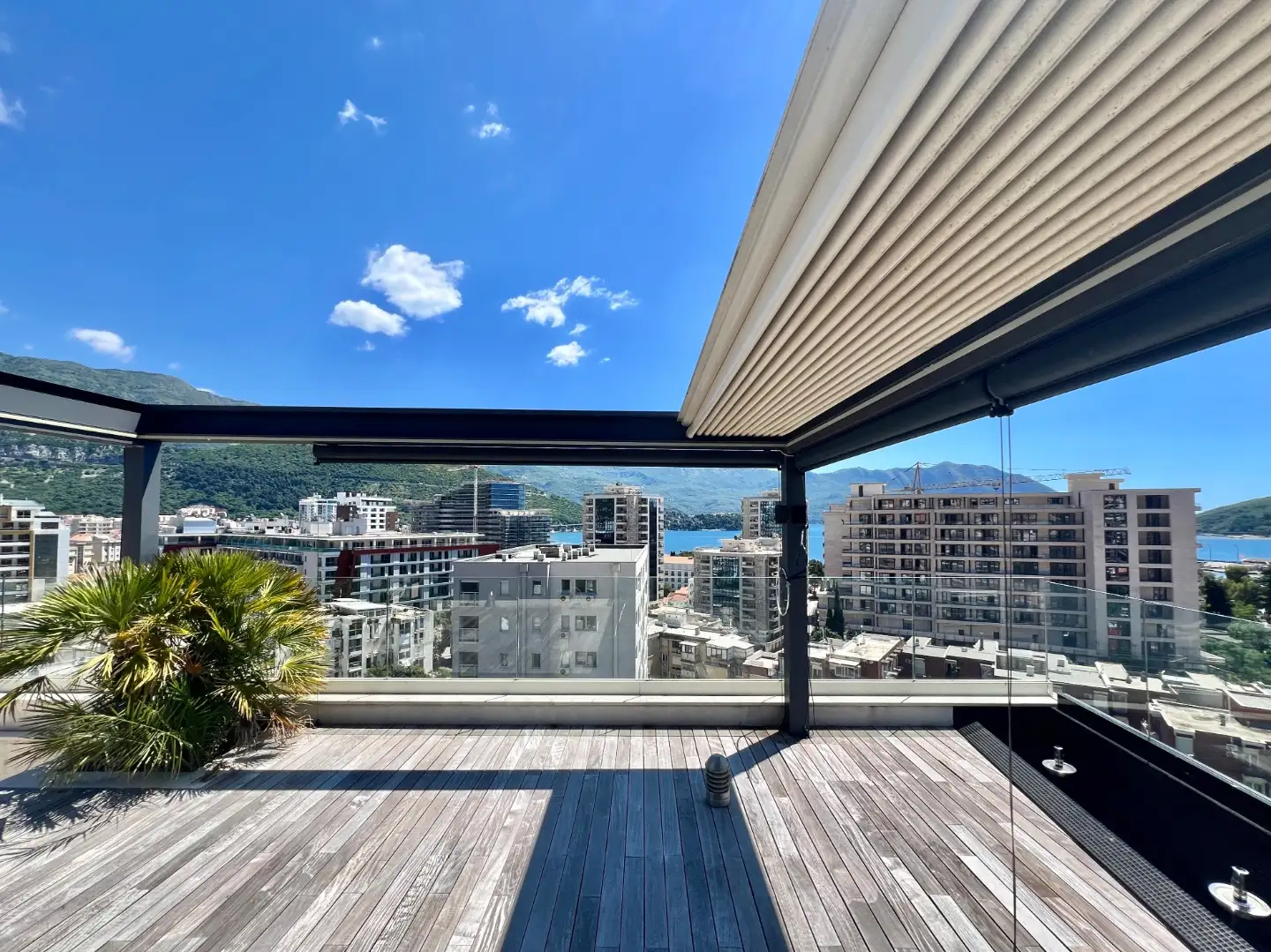 Flat 640m² in Montenegro, Budva. Priced at 1050000€ rent photo-69