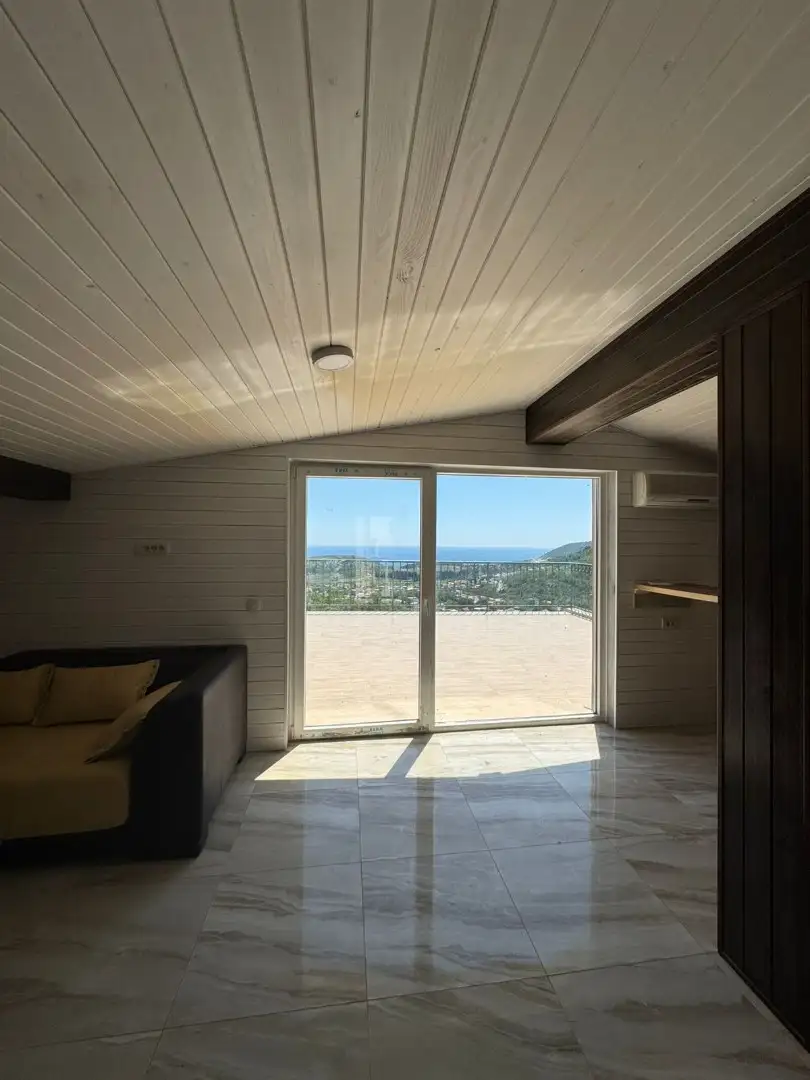 House 200m² in Montenegro, Sutomore. Priced at 210000€ rent photo-2