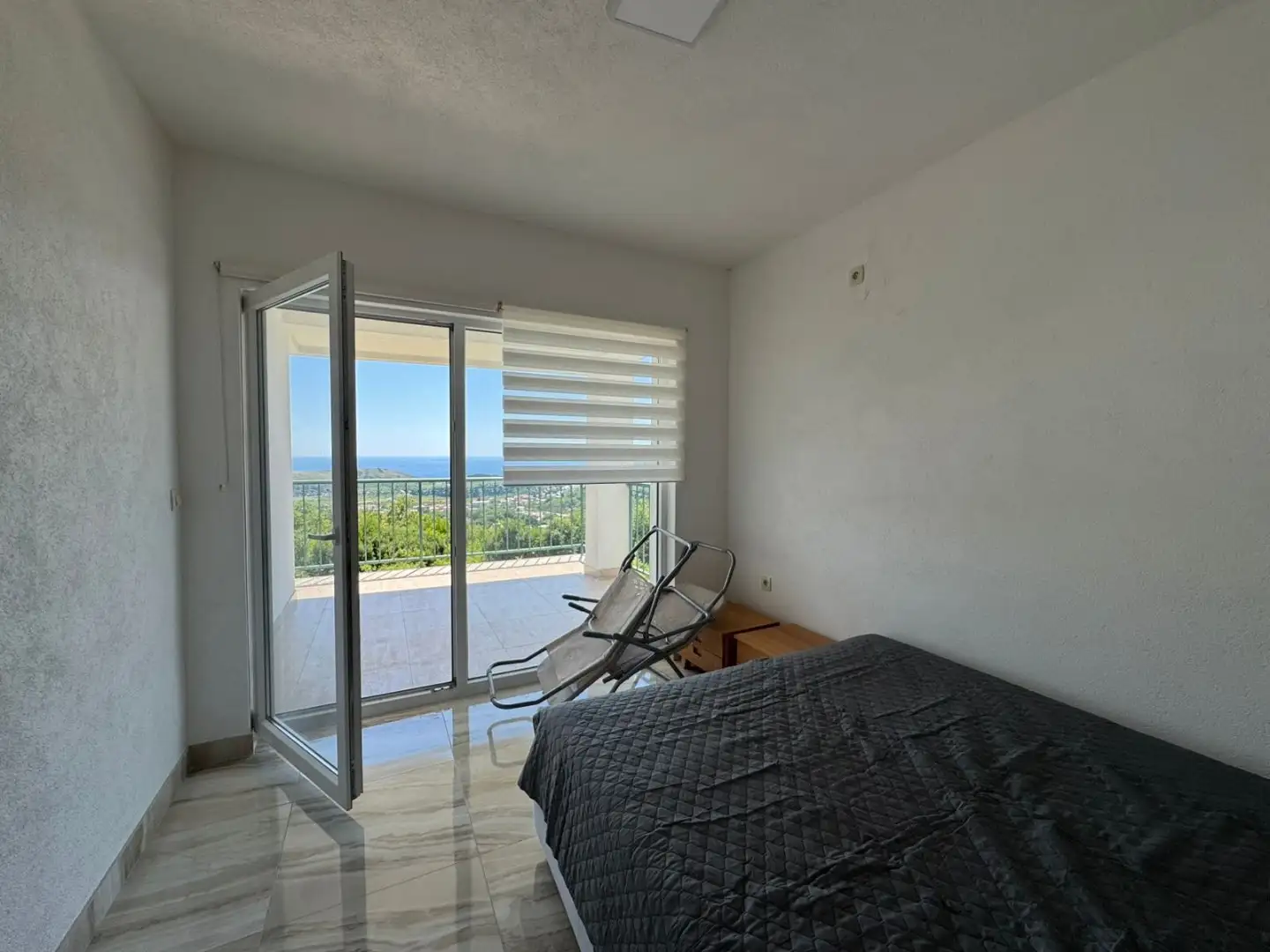 House 200m² in Montenegro, Sutomore. Priced at 210000€ rent photo-17