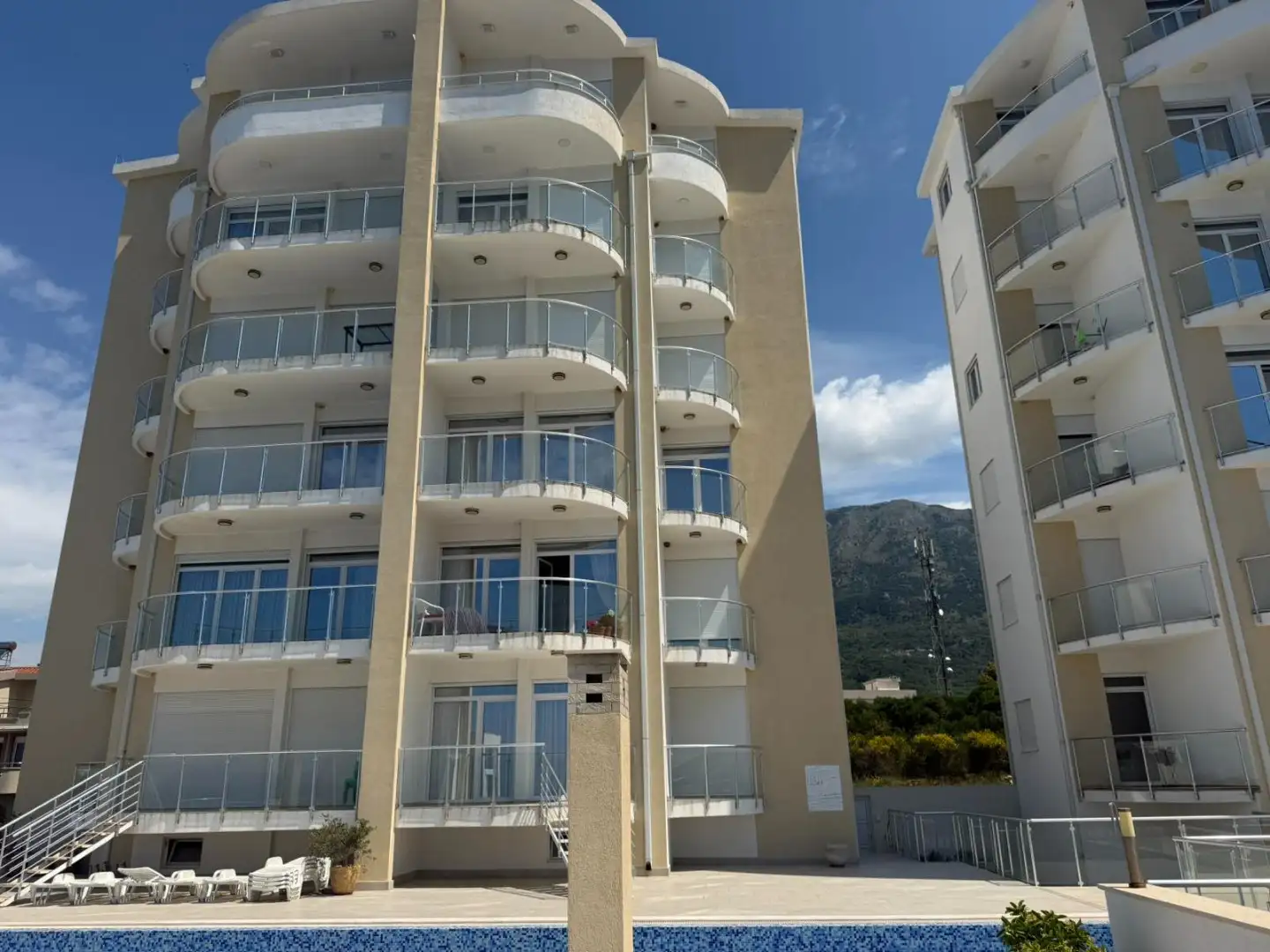 Flat 95m² in Montenegro, Dobra Voda. Priced at 240000€ rent photo-2