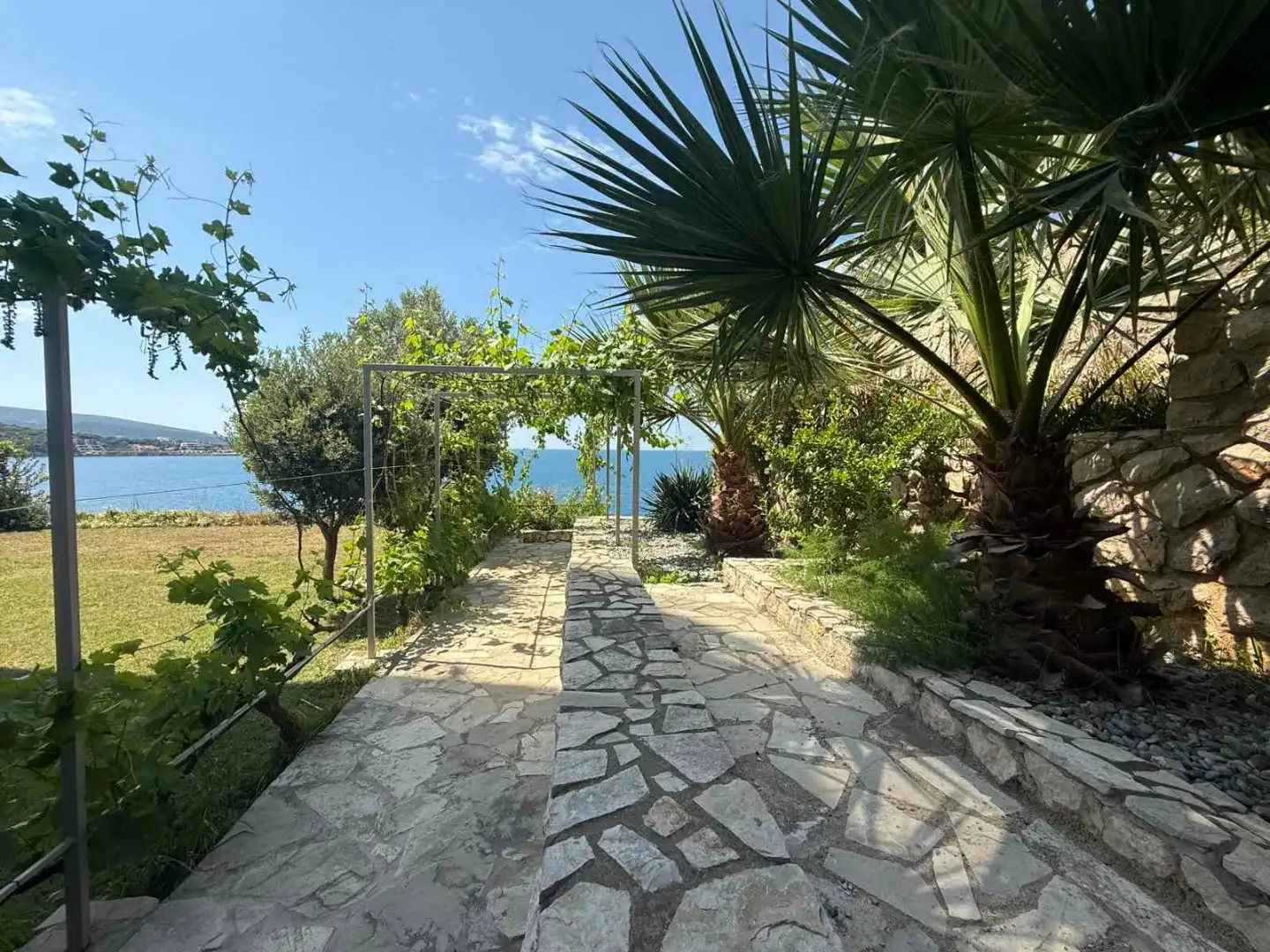 Flat 95m² in Montenegro, Dobra Voda. Priced at 240000€ rent photo-19