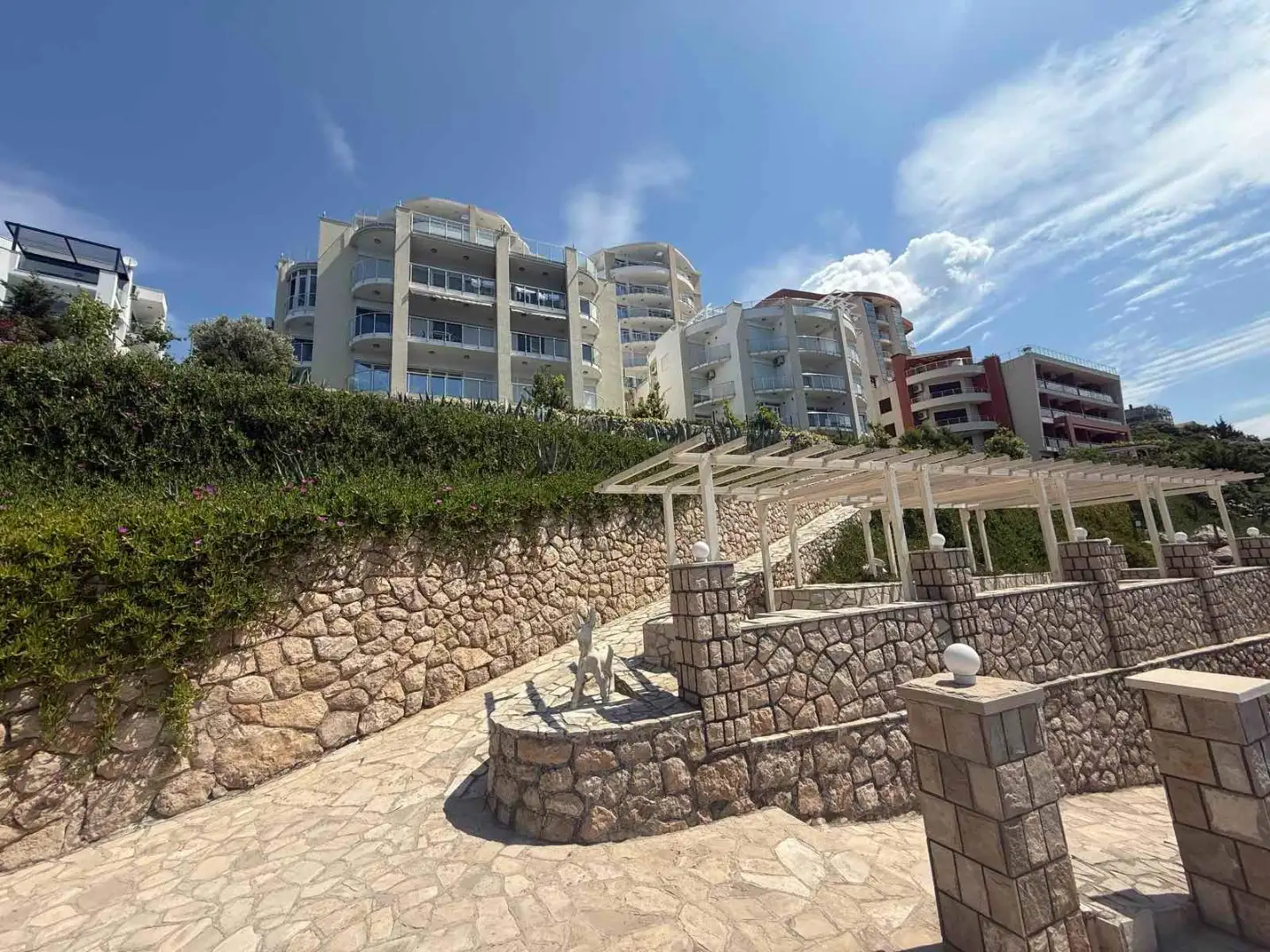 Flat 95m² in Montenegro, Dobra Voda. Priced at 240000€ rent photo-21
