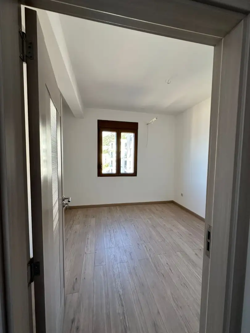 Flat 45m² in Montenegro, Kumbor. Priced at 150000€ rent photo-9