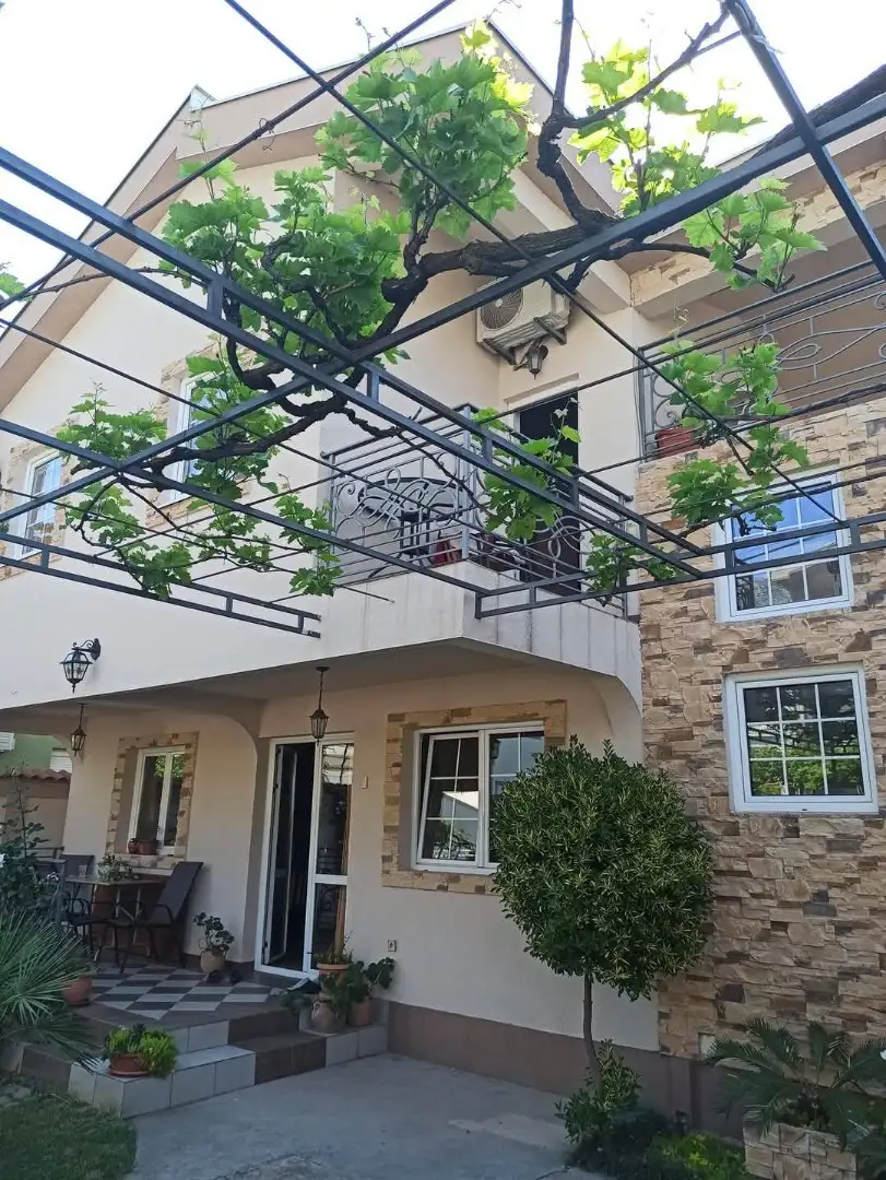 House 232m² in Montenegro, Bar. Priced at 265000€ rent photo-1