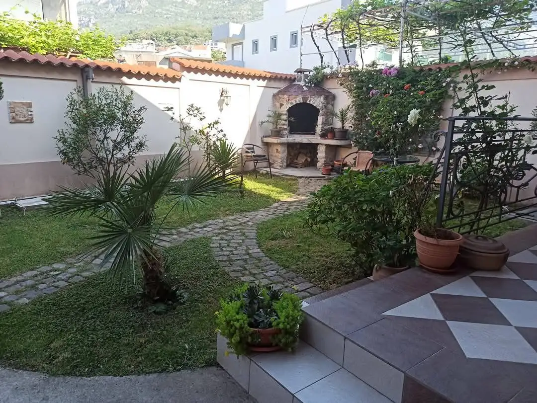 House 232m² in Montenegro, Bar. Priced at 265000€ rent photo-10