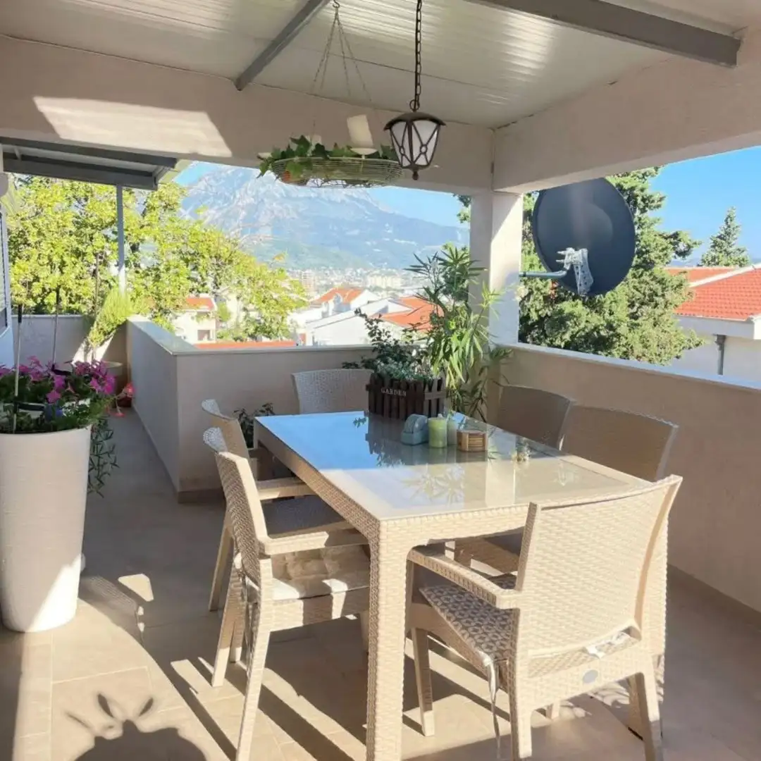House 191m² in Montenegro, Bar. Priced at 242000€ rent photo-10