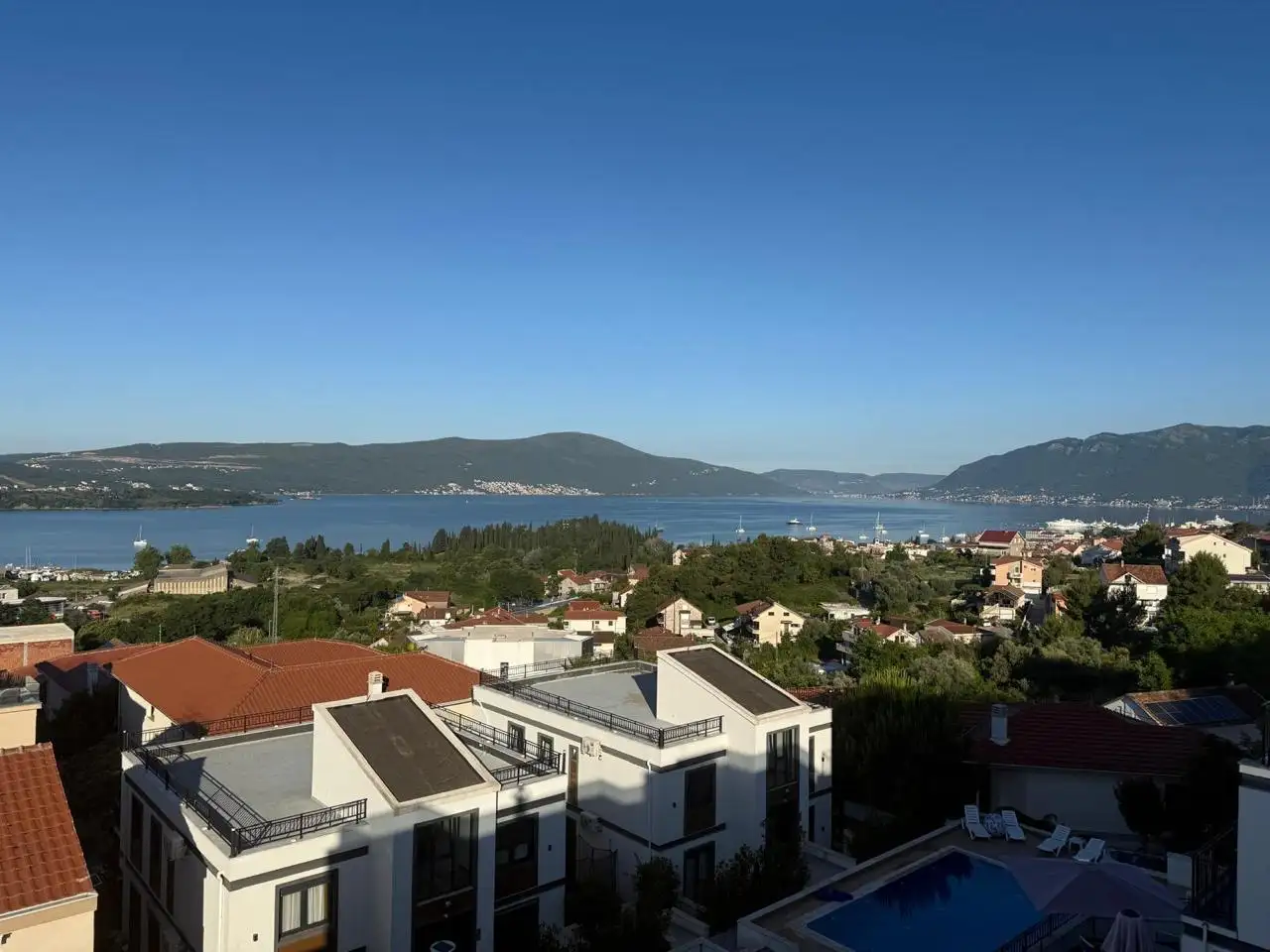 Flat 70m² in Montenegro, Tivat. Priced at 600000€ rent photo-36