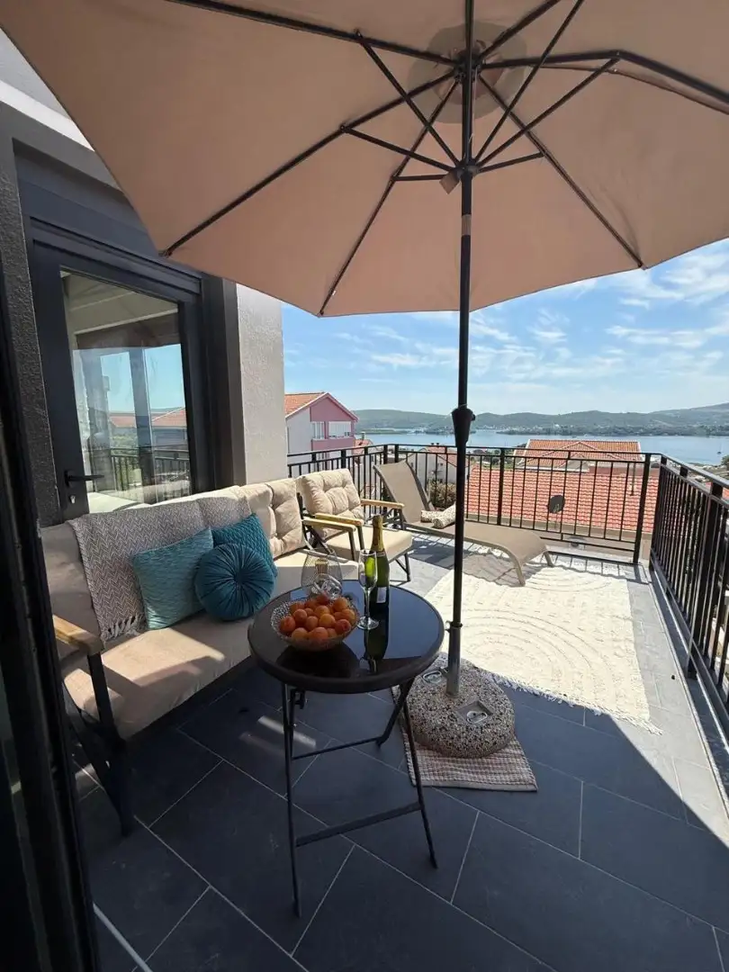 Flat 70m² in Montenegro, Tivat. Priced at 600000€ rent photo-51