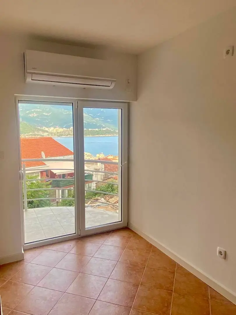 Flat 82m² in Montenegro, Budva. Priced at 195000€ rent photo-8