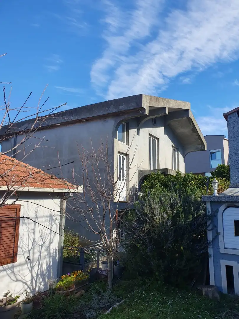 House 330m² in Montenegro, Bar. Priced at 305000€ rent photo-2