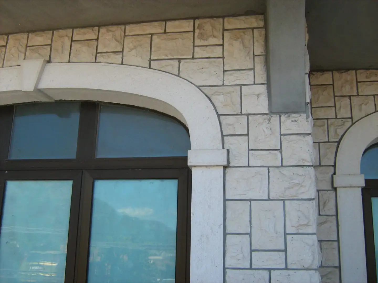 House 330m² in Montenegro, Bar. Priced at 305000€ rent photo-8