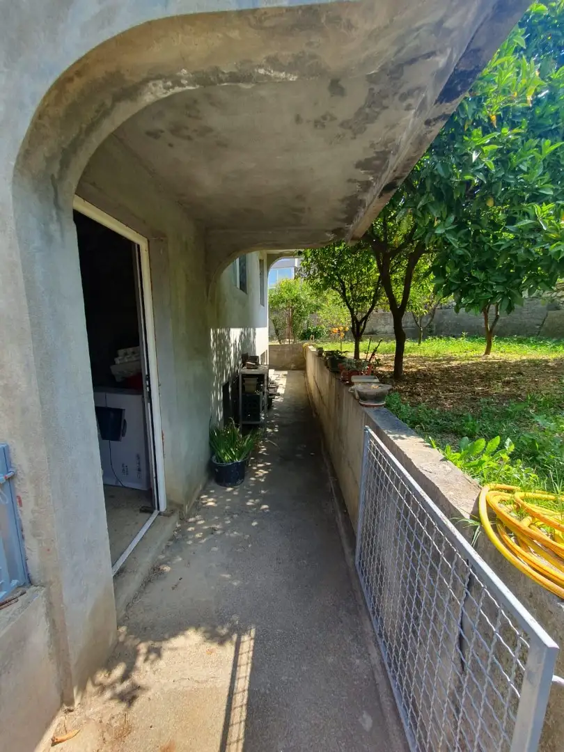 House 330m² in Montenegro, Bar. Priced at 305000€ rent photo-9