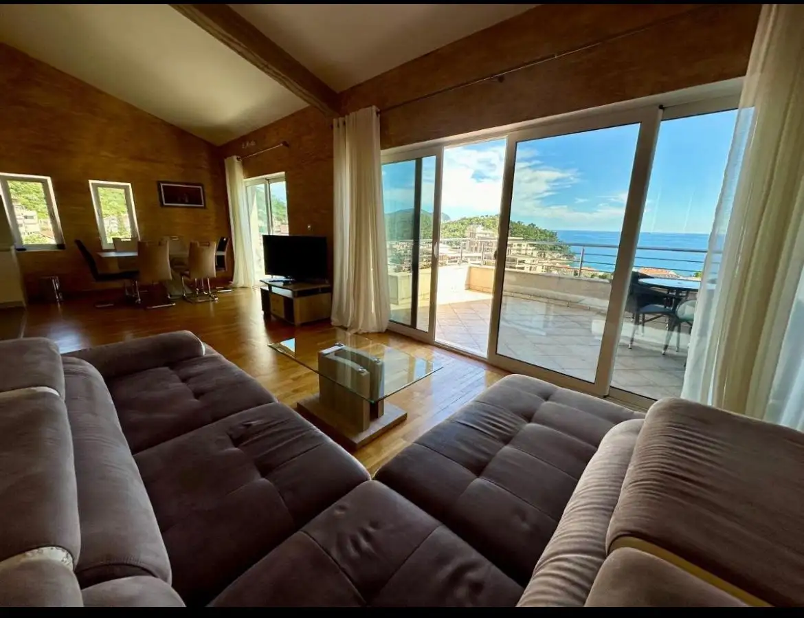 Flat 105m² in Montenegro, Petrovac. Priced at 330000€ rent photo-5