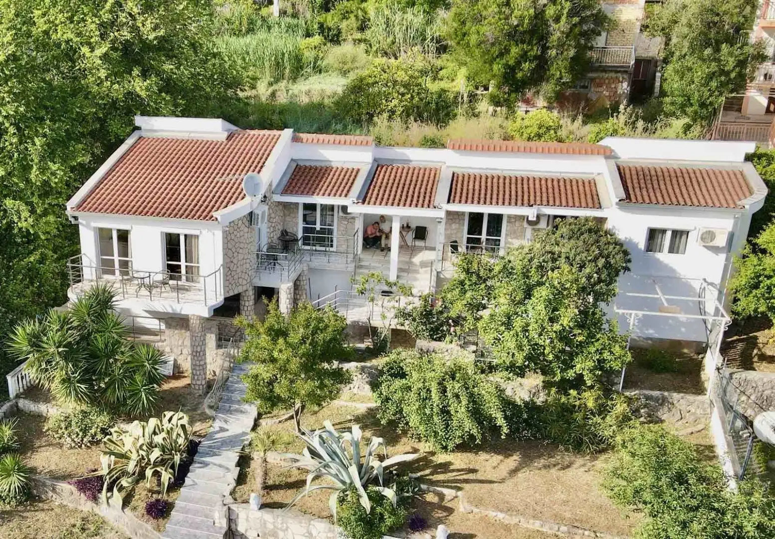 Hotels 171m² in Montenegro, Dobra Voda. Priced at 250000€ rent photo-1