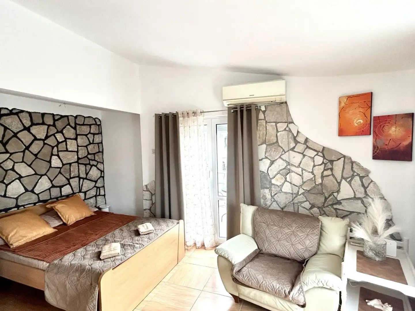 Hotels 171m² in Montenegro, Dobra Voda. Priced at 250000€ rent photo-21