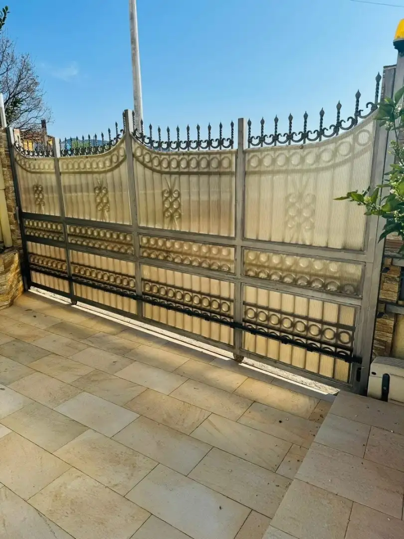 House 300m² in Montenegro, Dobra Voda. Priced at 320000€ rent photo-13