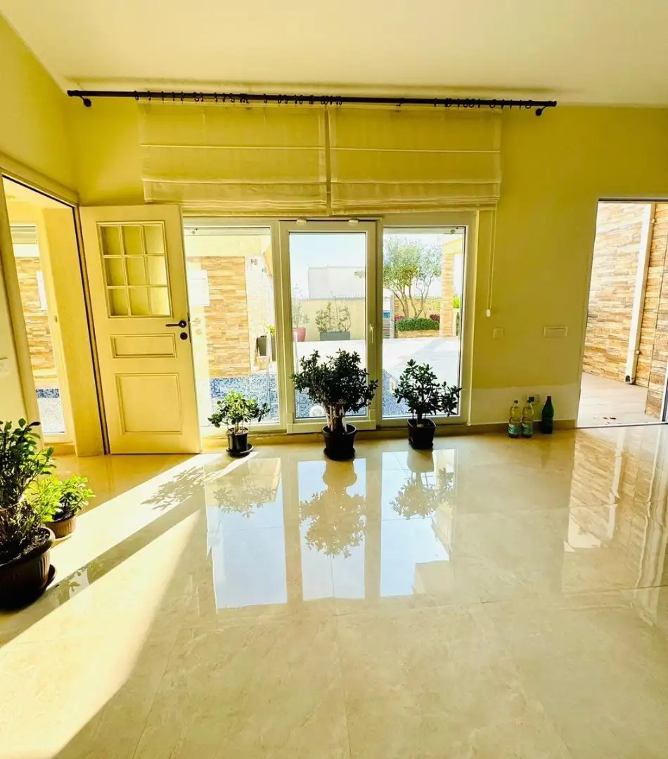 House 300m² in Montenegro, Dobra Voda. Priced at 320000€ rent photo-14
