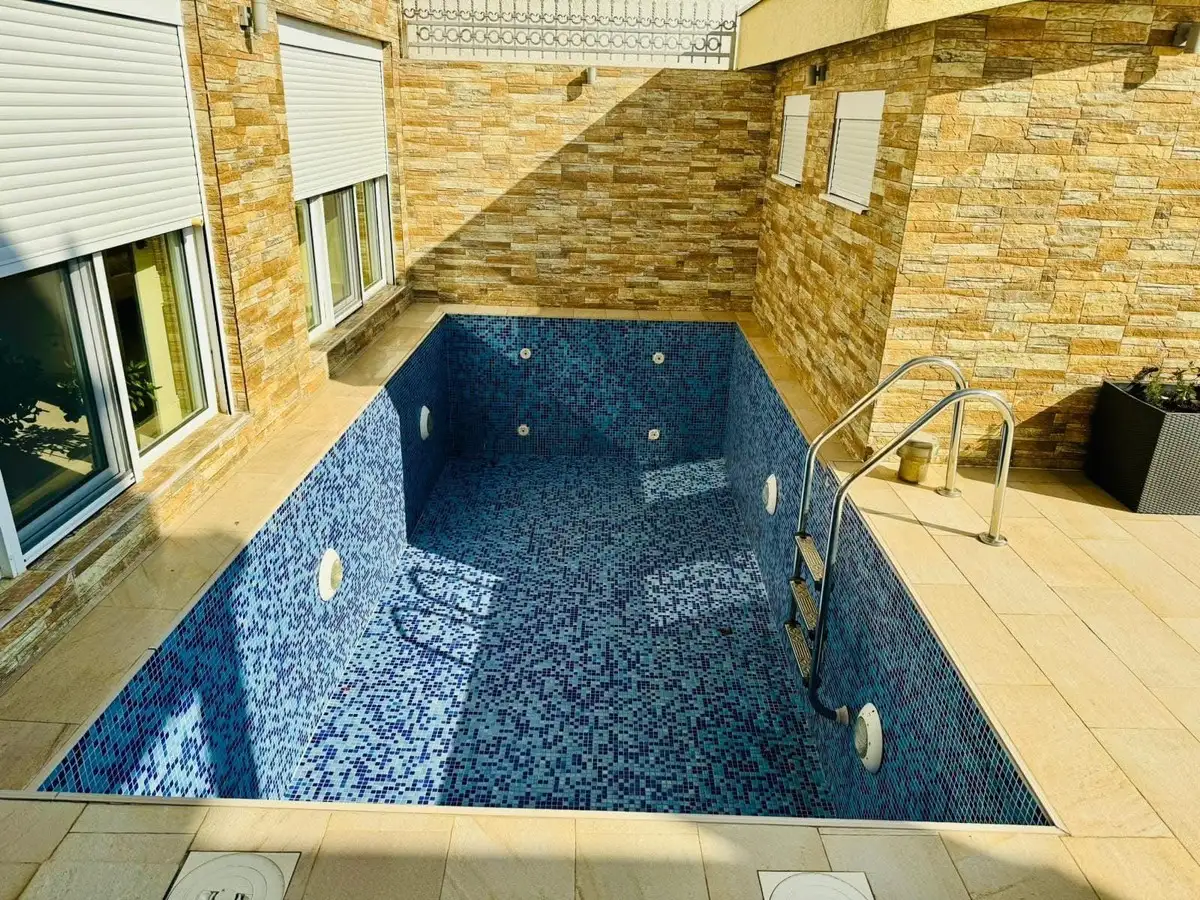 House 300m² in Montenegro, Dobra Voda. Priced at 320000€ rent photo-17