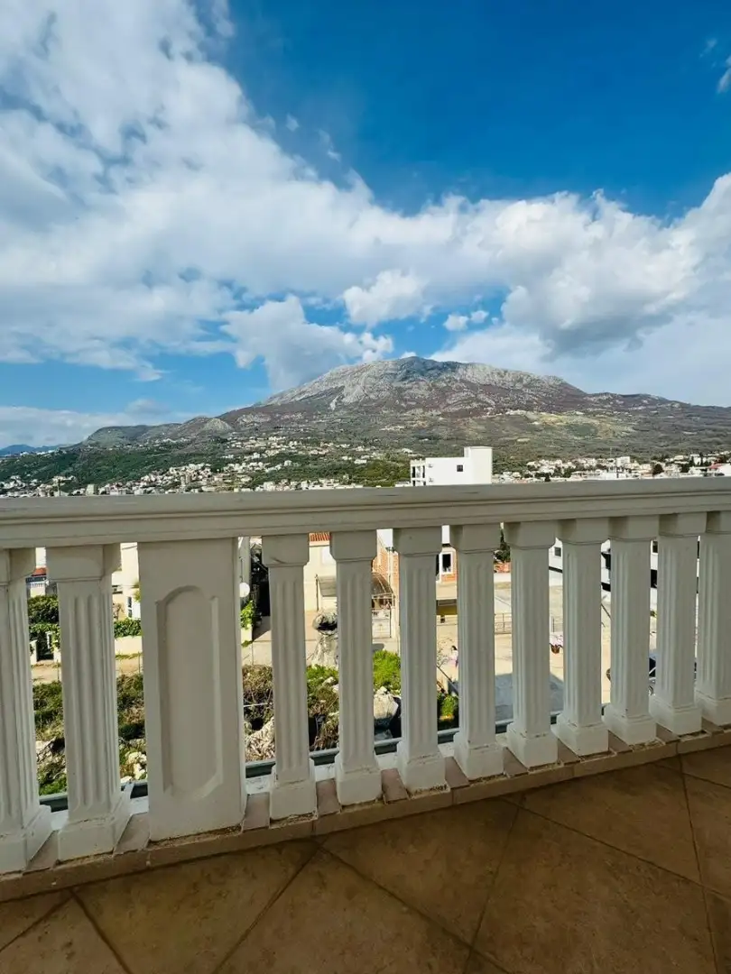 House 300m² in Montenegro, Dobra Voda. Priced at 320000€ rent photo-31