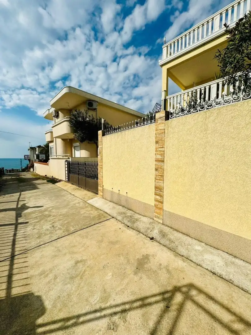 House 300m² in Montenegro, Dobra Voda. Priced at 320000€ rent photo-32