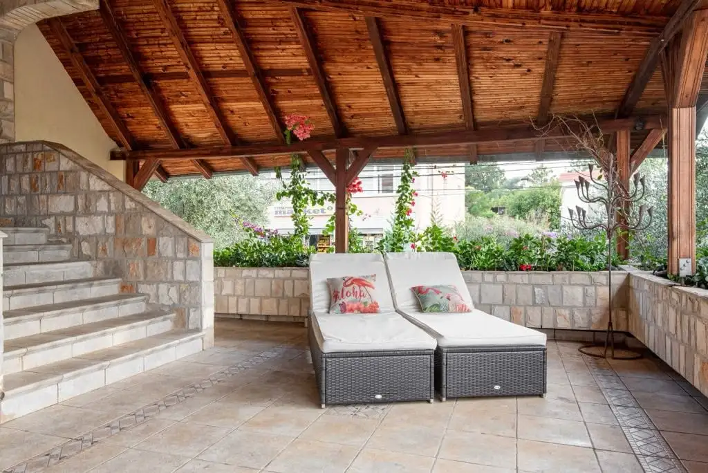 Hotels 600m² in Montenegro, Dobra Voda. Priced at 490000€ rent photo-5